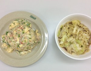 あんかけ炒飯とスープ焼きそば