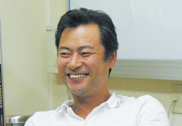 吉田年宏先生（医学博士）